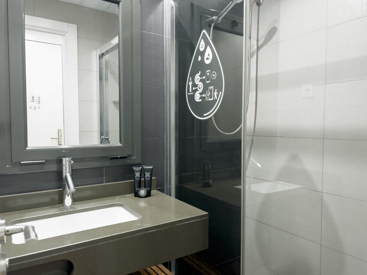 Enjoybcn Gaudi Apartments Barcelona Luaran gambar
